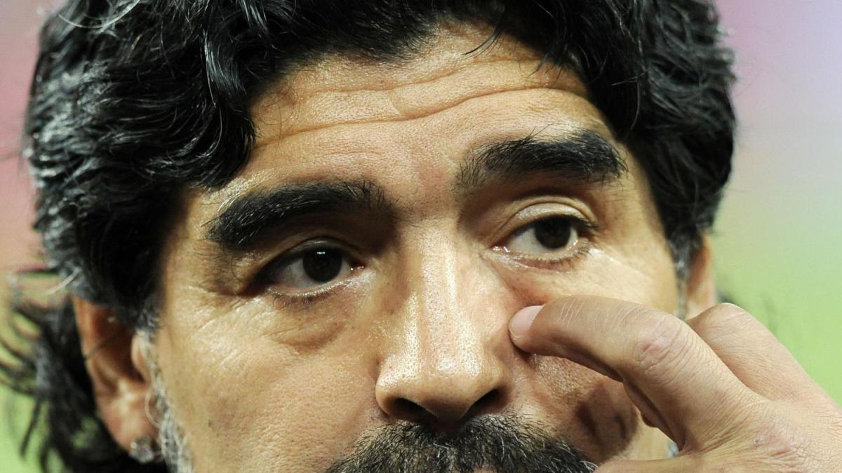 il-gol-del-secolo-compie-40-anni:-la-lega-serie-a-celebra-la-magia-di-maradona