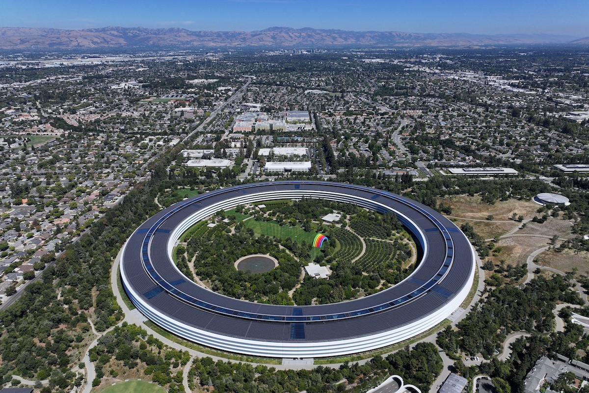 la-causa-di-apple-e-una-rogna-per-openai