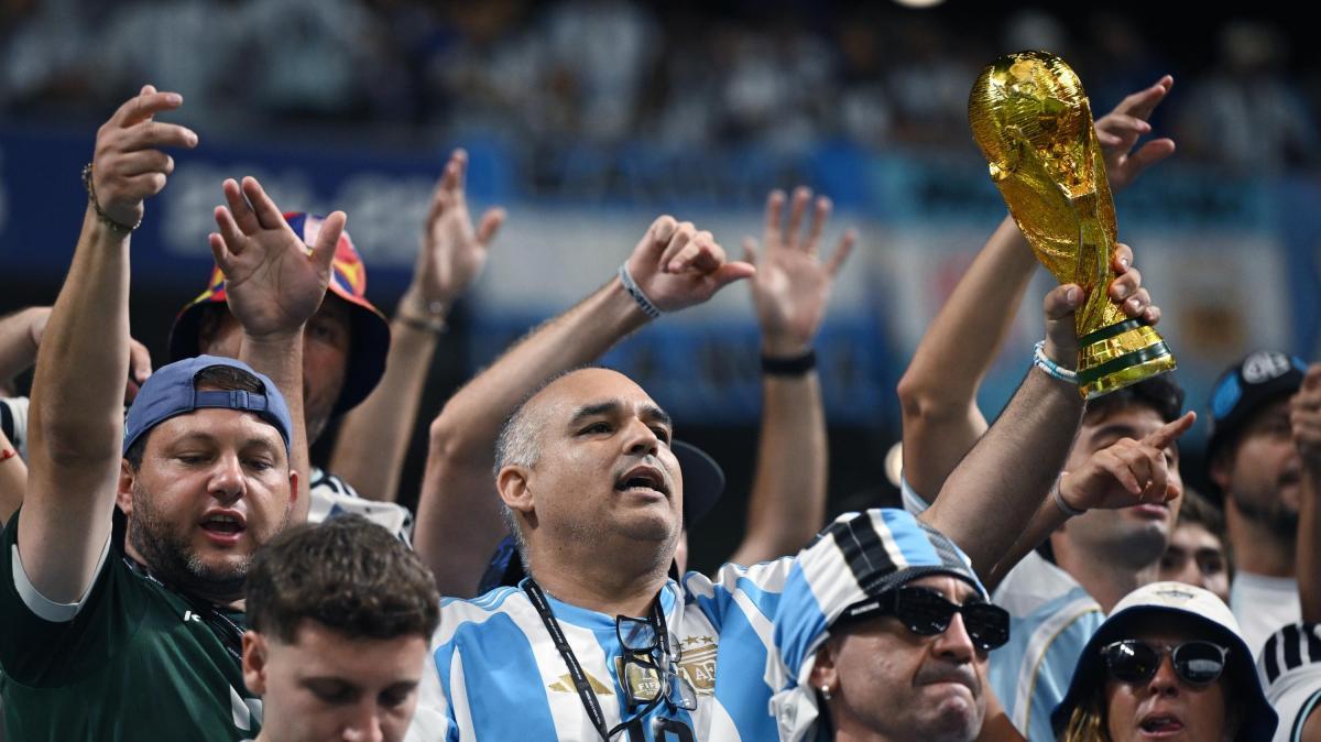 argentina-in-finale,-napoli-esplode-di-gioia:-festa-ai-quartieri-spagnoli-nel-segno-di-maradona