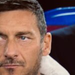 totti-protagonista-di-uno-spot-su-spider-man:-a-roma-nessuno-lo-riconosce