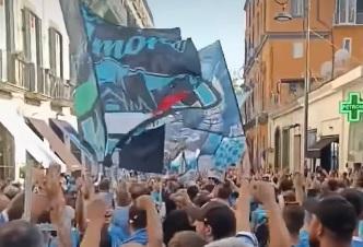 centenario-napoli,-corteo-in-movimento:-migliaia-di-tifosi-verso-la-rotonda-diaz