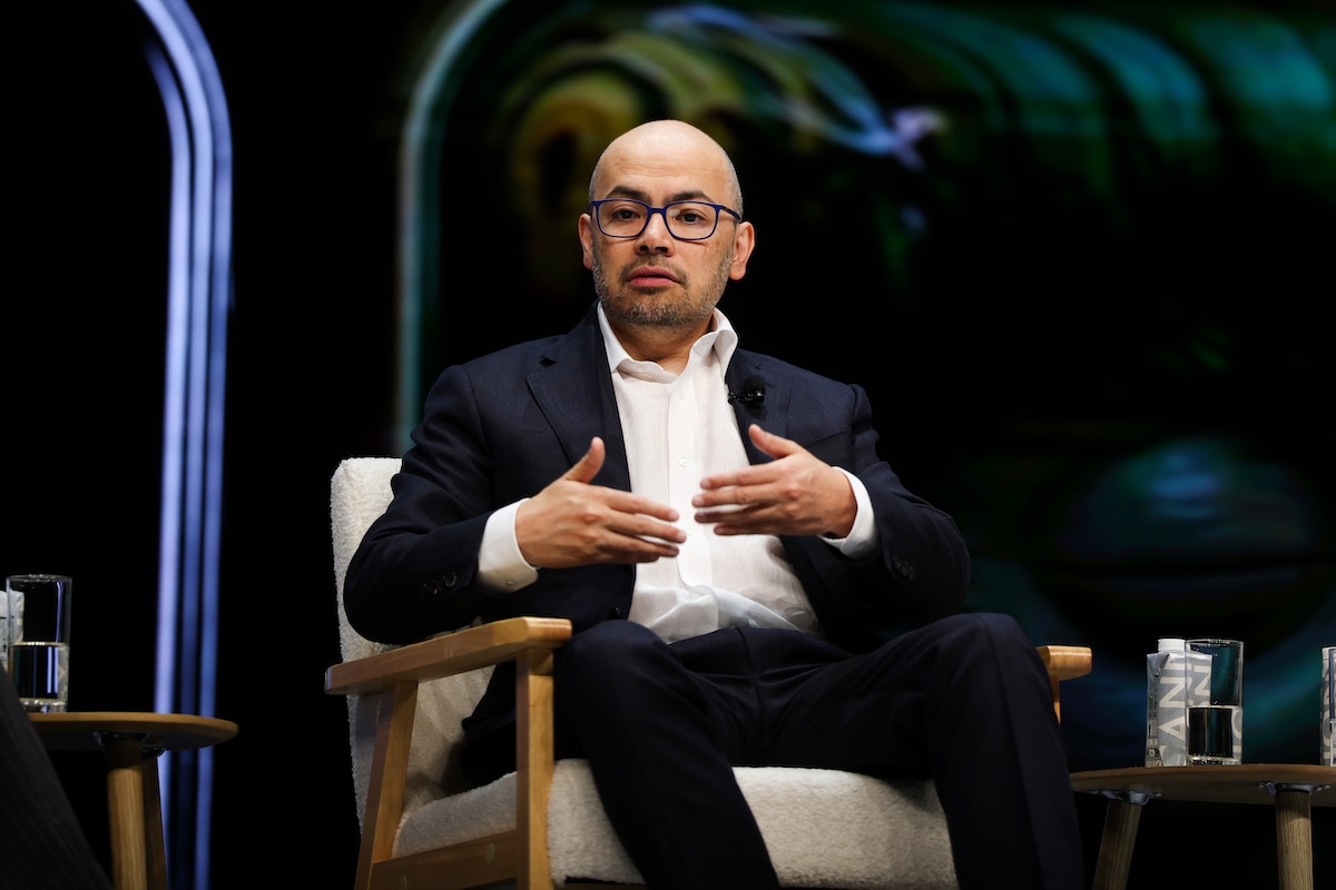 la-societa-di-intelligenza-artificiale-deepmind-ha-cambiato-amministratore-delegato-e-perso-quattro-dei-suoi-migliori-ricercatori