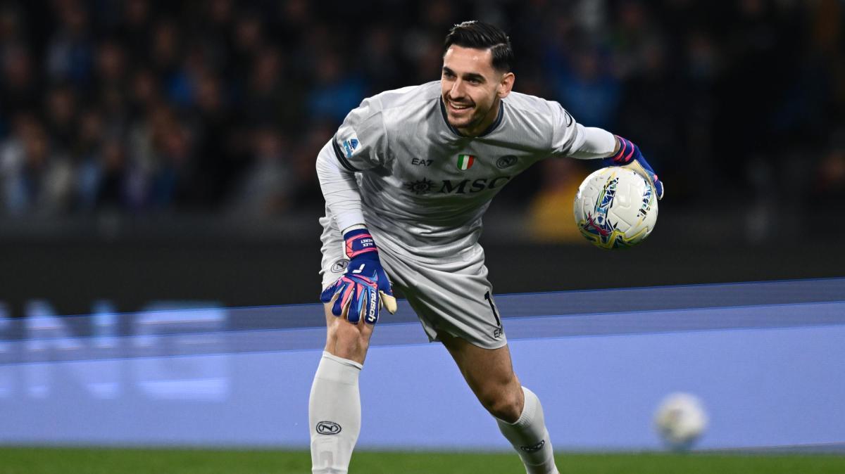 meret-a-sky:-“felice-qui,-ne-ho-passate-di-tutti-i-colori!-pronto-per-una-maglia.-su-allegri…”