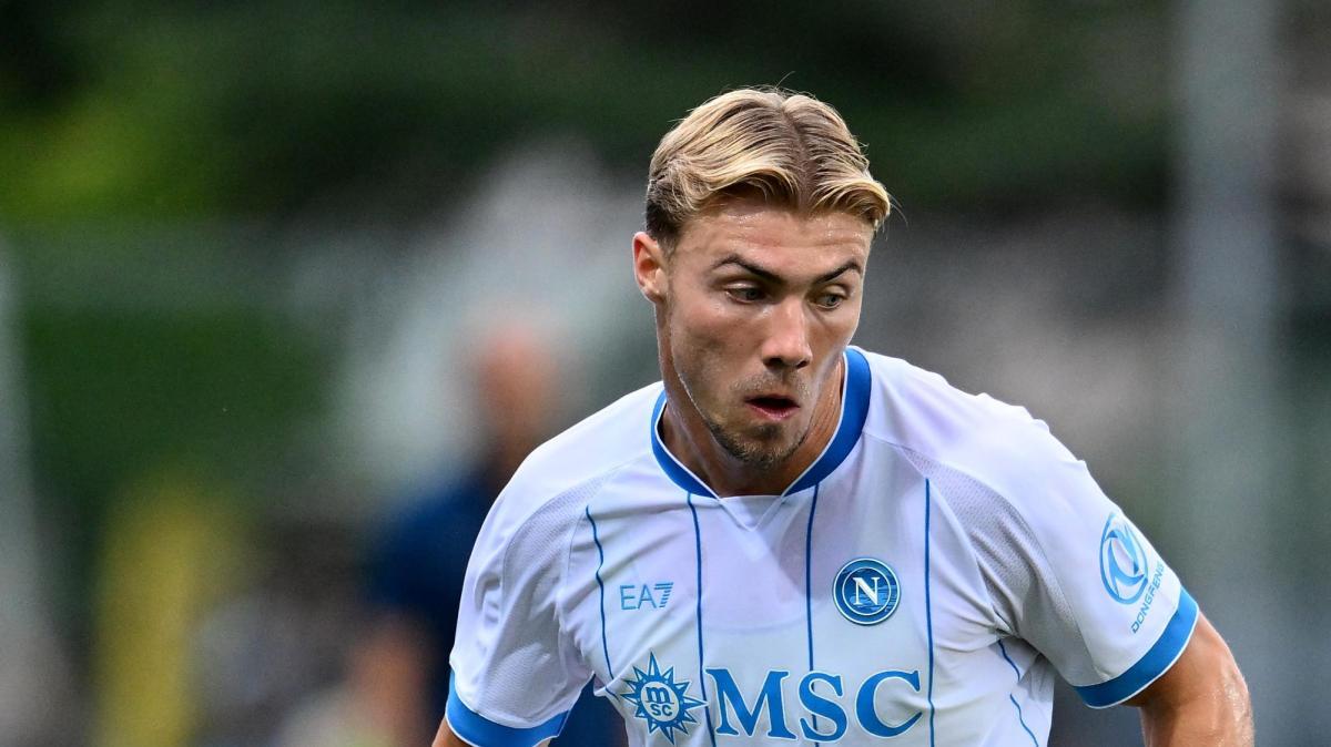 serie-a,-hojlund-vede-il-genoa-e-si-scatena:-e-la-sua-vittima-preferita
