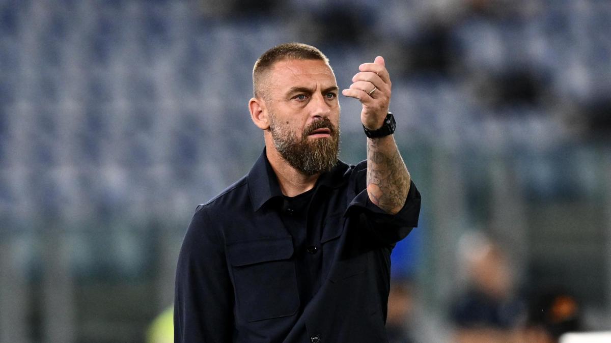 come-si-affronta-il-como?-de-rossi:-“li-andremo-a-prendere-alti-per-non-lasciargli-troppo-palla”