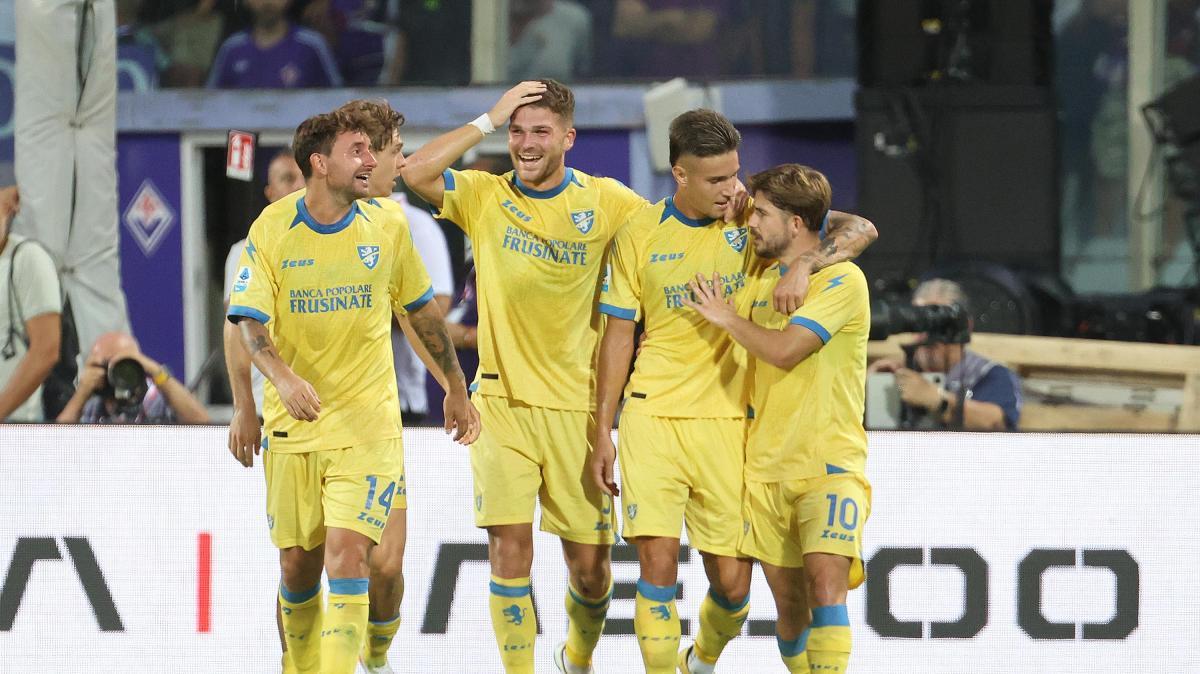serie-a,-i-risultati-delle-15:-altra-vittoria-del-frosinone,-pari-tra-parma-e-monza