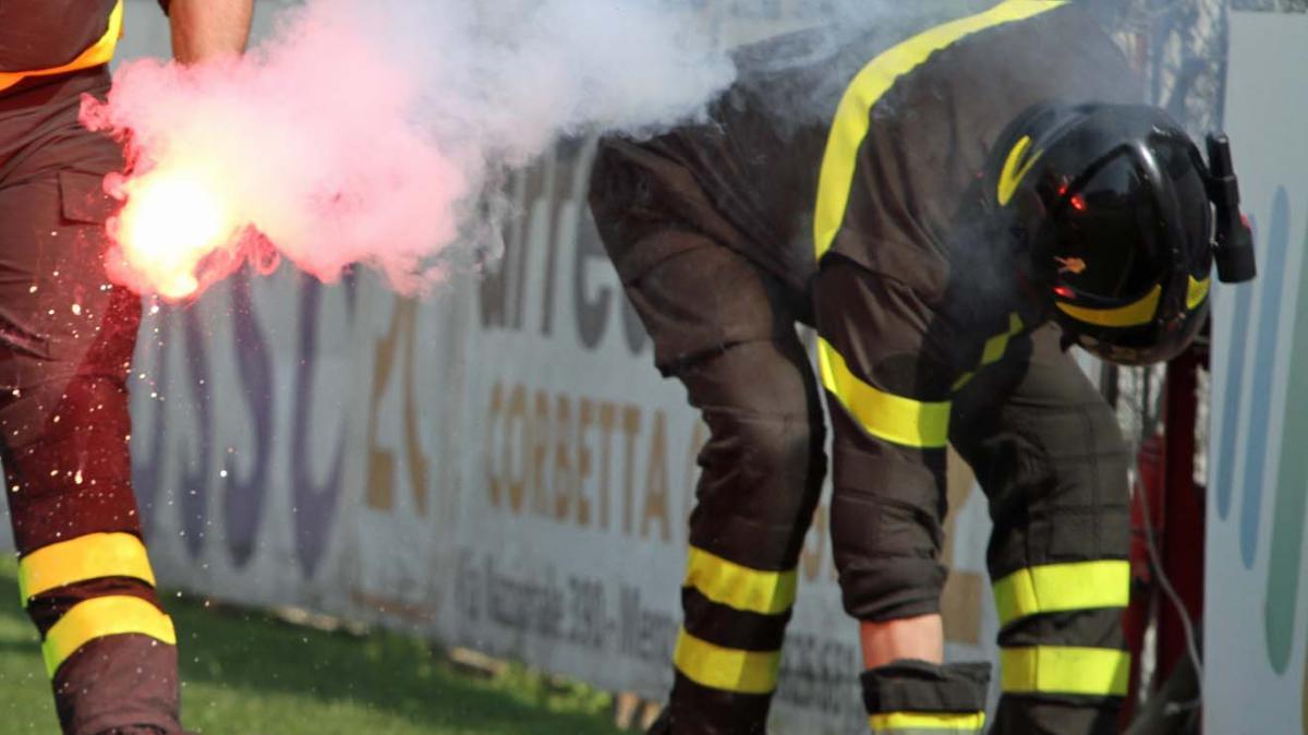 incendio-in-una-pizzeria-al-vomero:-fumo-invade-i-palazzi,-dipendente-ustionato
