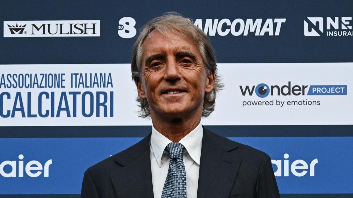 turchia-italia,-mancini-ne-lascia-10-a-coverciano:-la-scelta-su-vergara-e-di-lorenzo