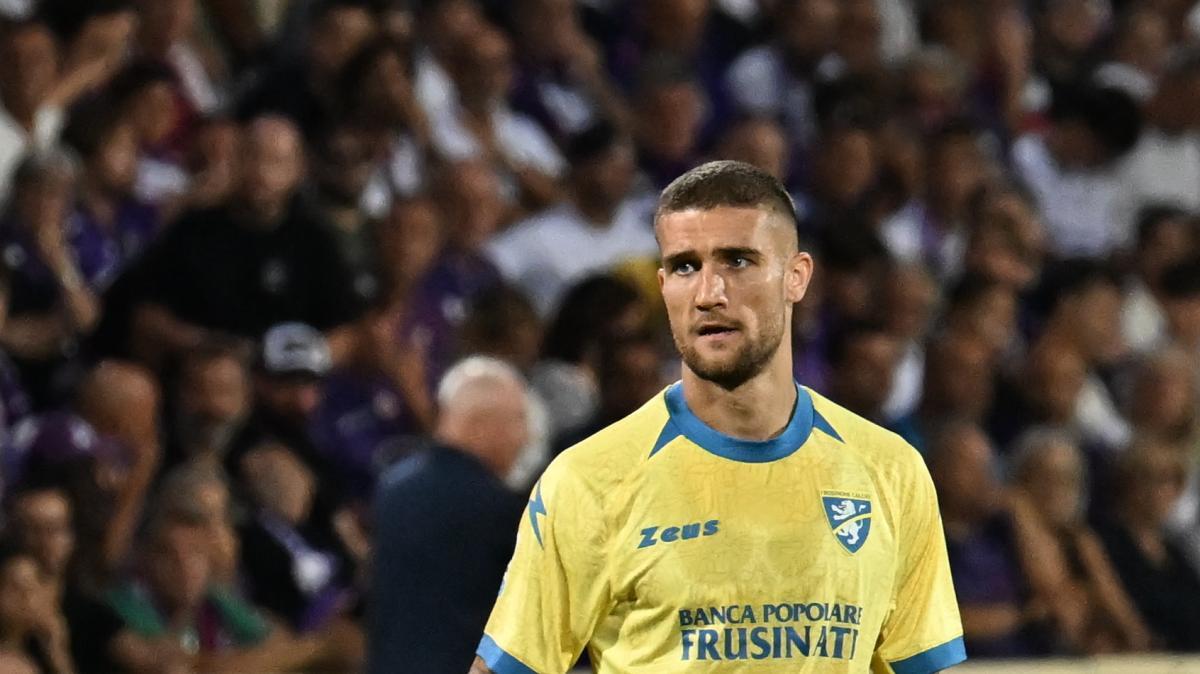 frosinone,-nuovo-infortunio-verso-il-napoli:-si-ferma-un-altro-attaccante