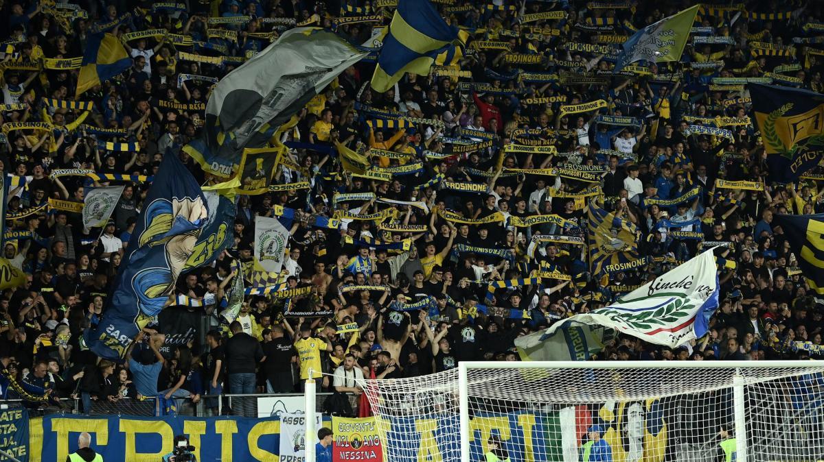 napoli-frosinone,-settore-ospiti-verso-il-tutto-esaurito:-aumentata-la-capienza-al-maradona