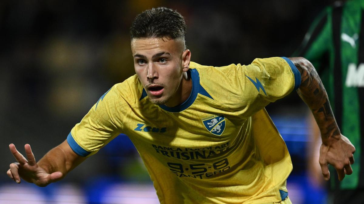 il-frosinone-riscatta-il-ko-col-napoli-e-torna-al-successo:-raimondo-show,-poker-al-sassuolo